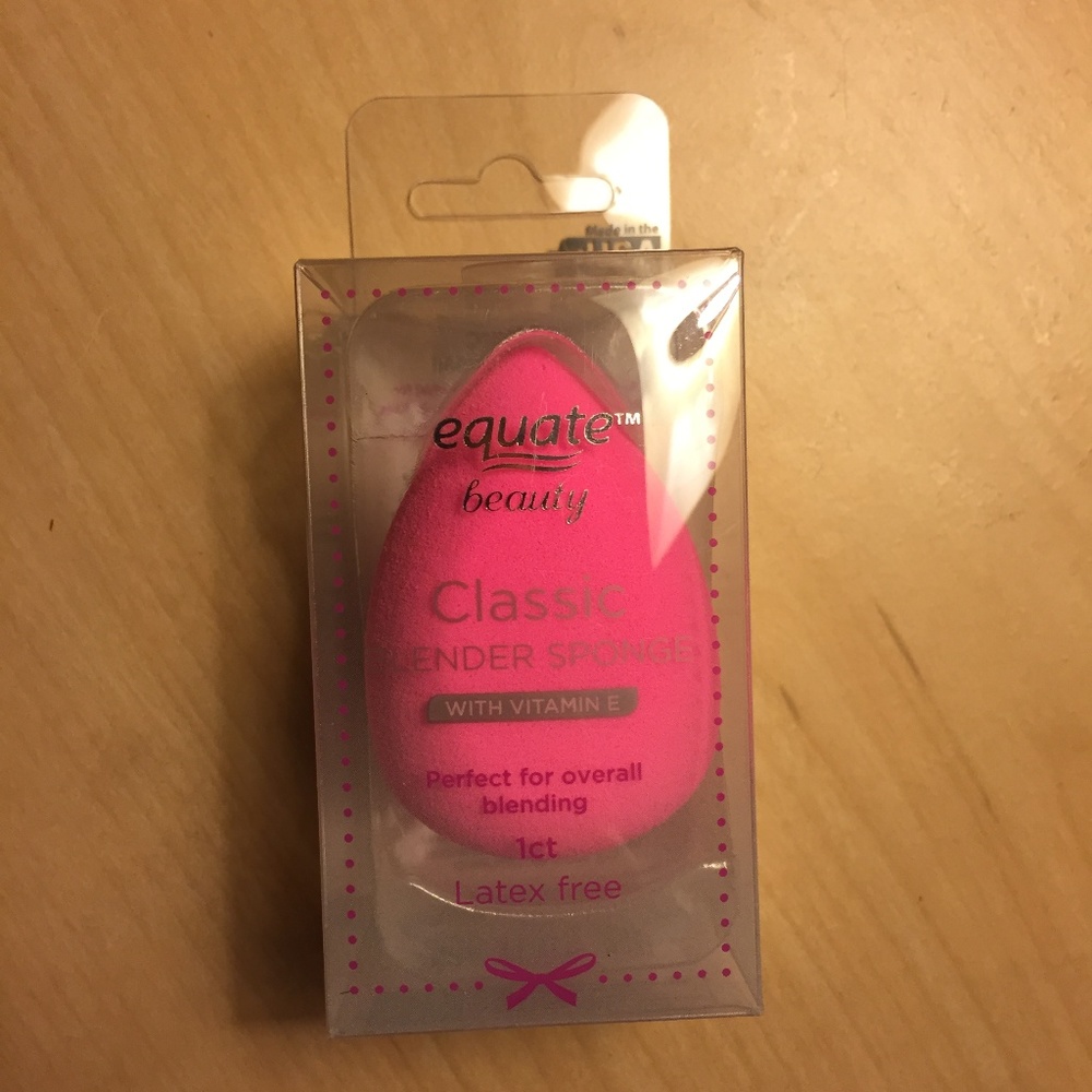 SOLD Equate Beauty Classic Pink Blender Sponge